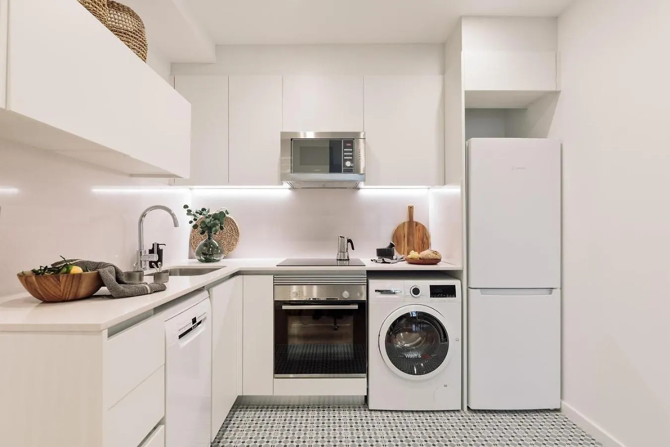 Apartment Pompei - 2 Bedrooms, Balcony And Terrace In Ciutat Vella Barcelona