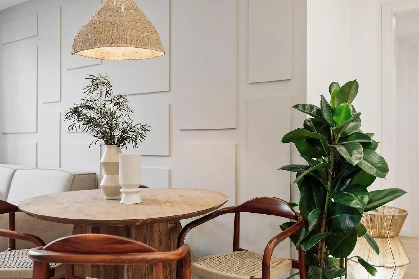 Pompei - 2 Bedrooms, Balcony And Terrace In Ciutat Vella Barcelona Spain
